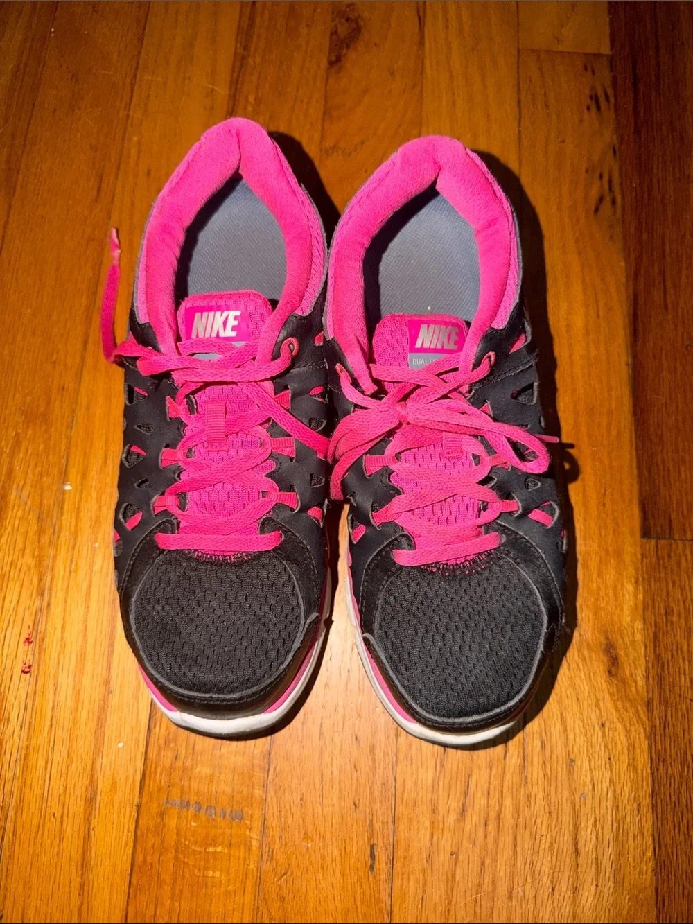 Nike Black and Pink Women's Athletic Running Shoes